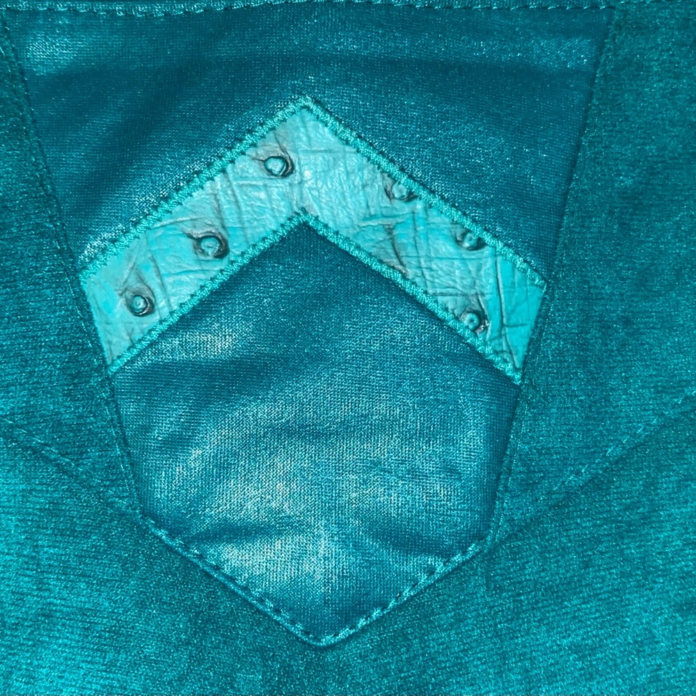 Vintage City girl, jacket/skirt suit Size 10 velveteen green.western style. - Picture 8 of 8